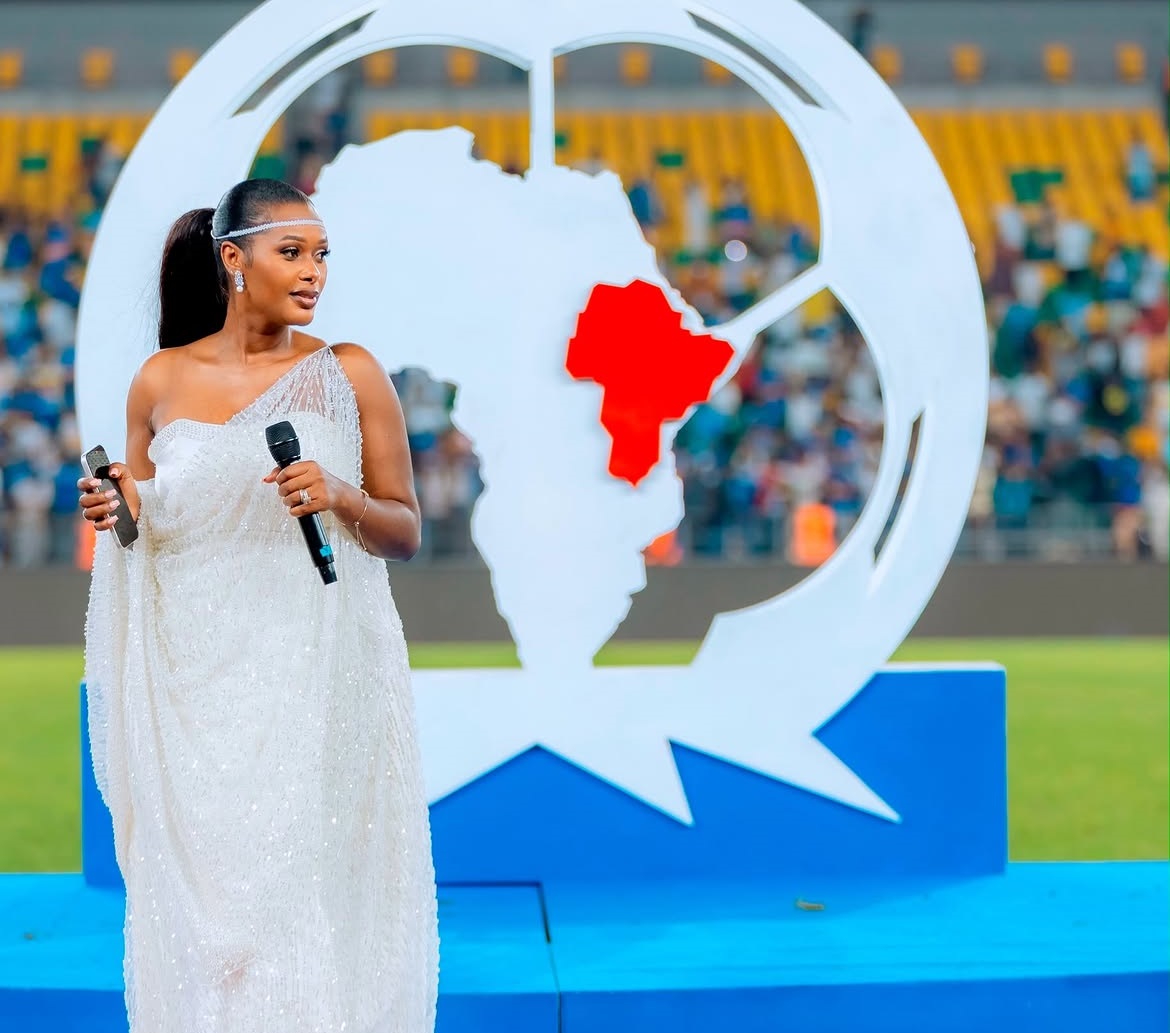 Amarangamutima y’umunyamakuru Uwimana Clarisse nyuma yo kugirwa umuyobozi w’ikipe