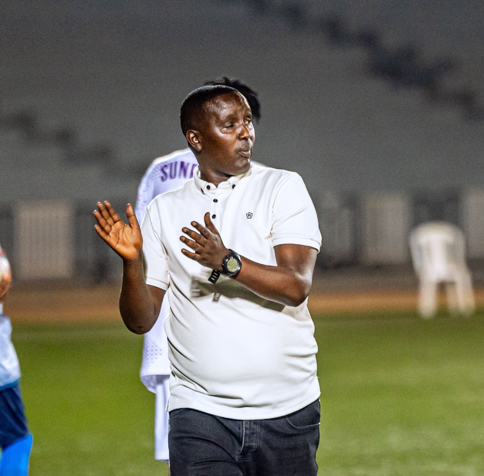 Aratoneshwa kuko ari amakipe makuru, gutsinda Rayon uraryama ukaruhuka neza - Camarade 