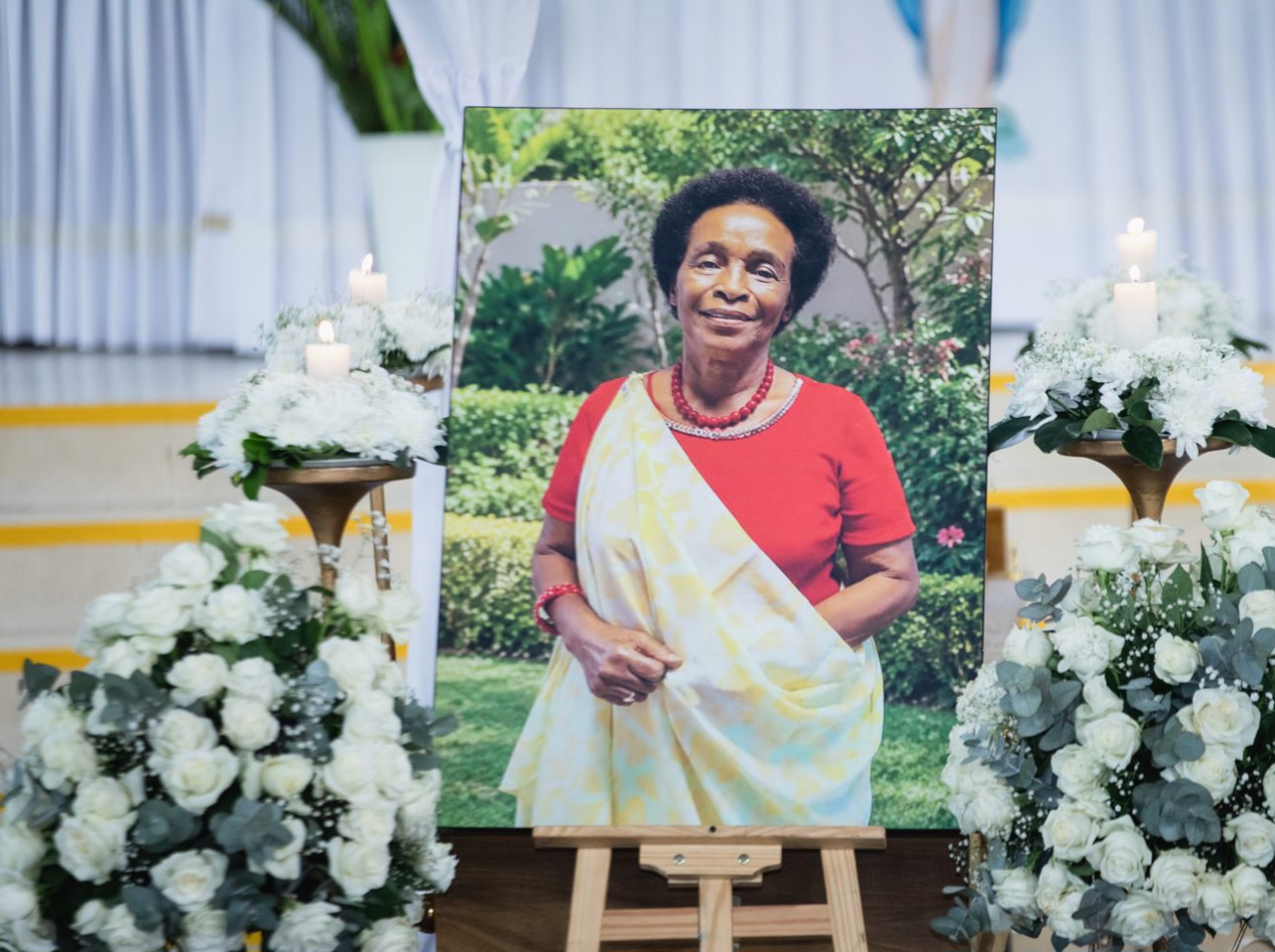 Nyiranyamibwa Suzanne yaherekejwe mu cyubahiro 