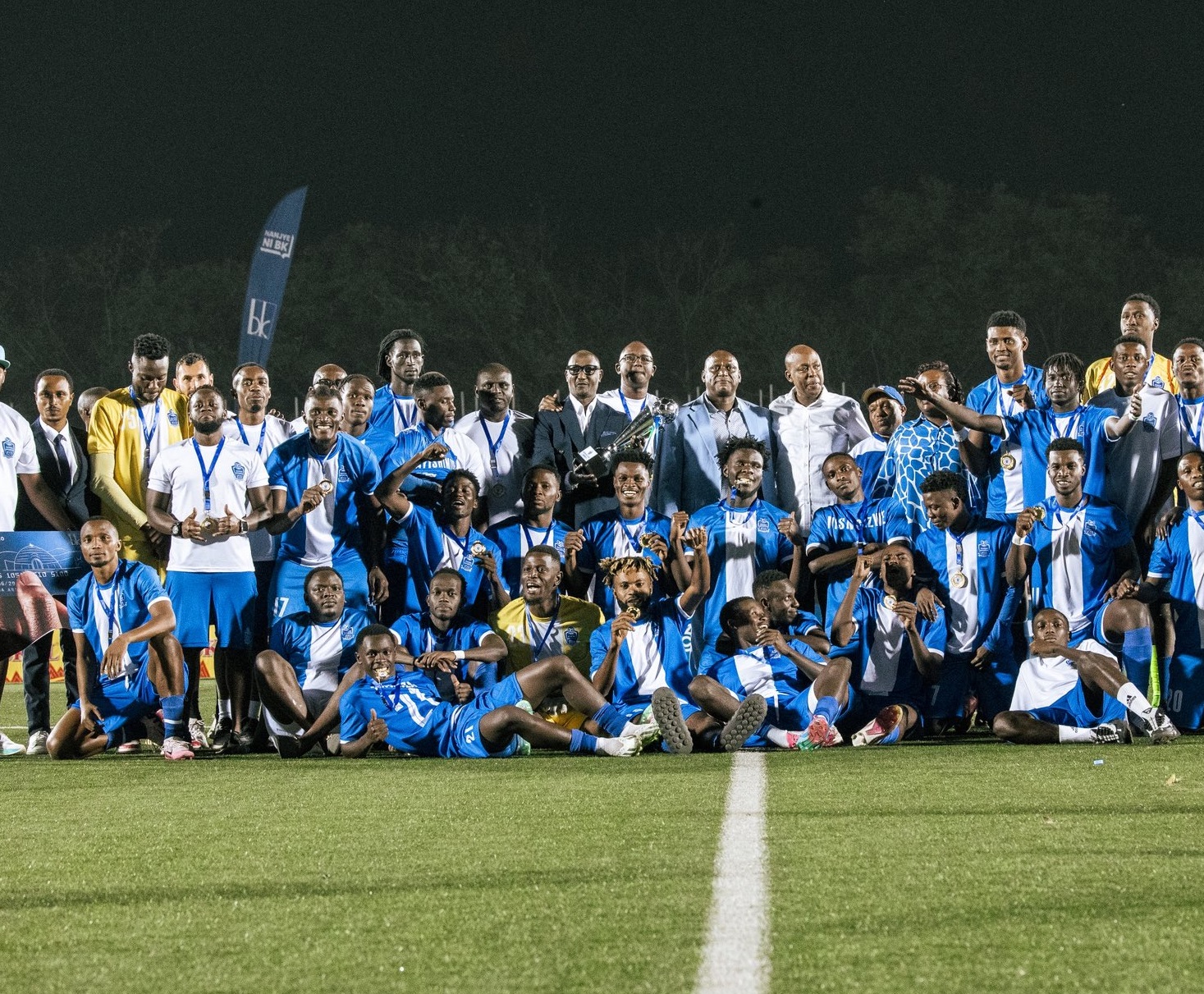 Rayon Sports ishobora gusubira ku isoko ry’abakinnyi