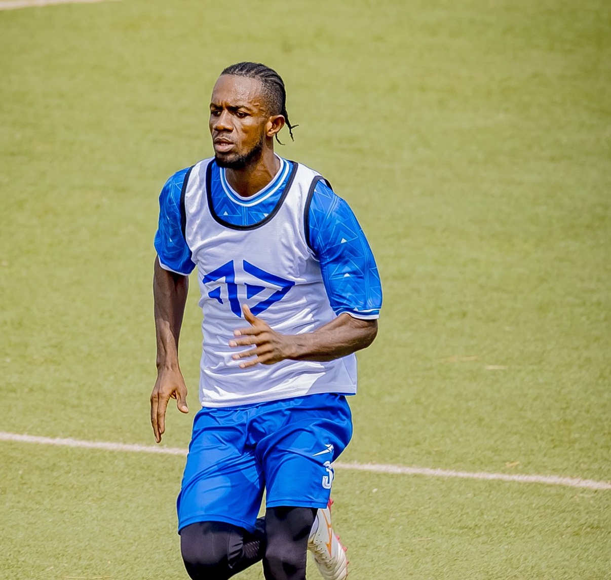 Elidinho akomeje kurikoroza muri Rayon Sports