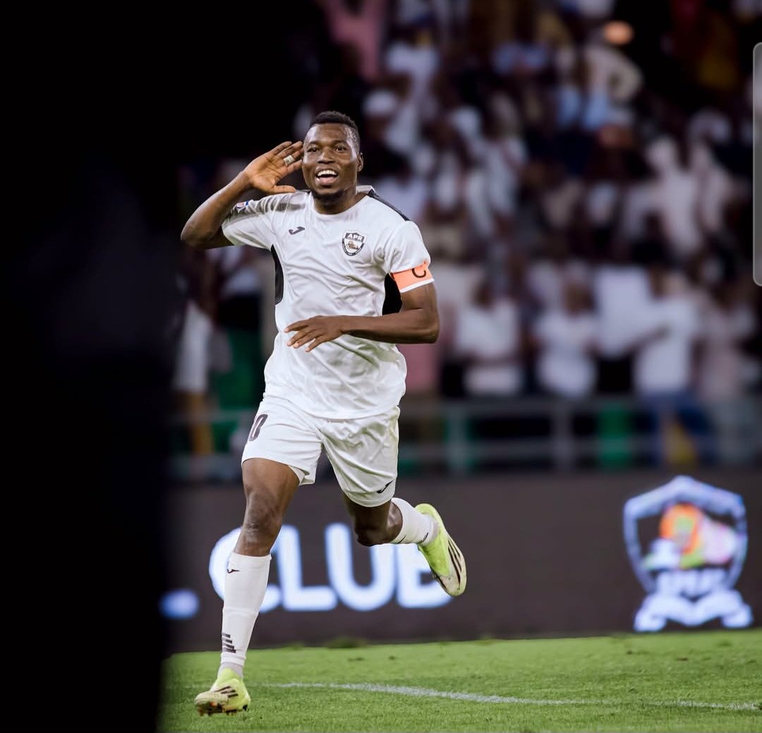 APR FC yatangiye gutekereza kongerera amasezerano Cheikh Djibrill Ouattara