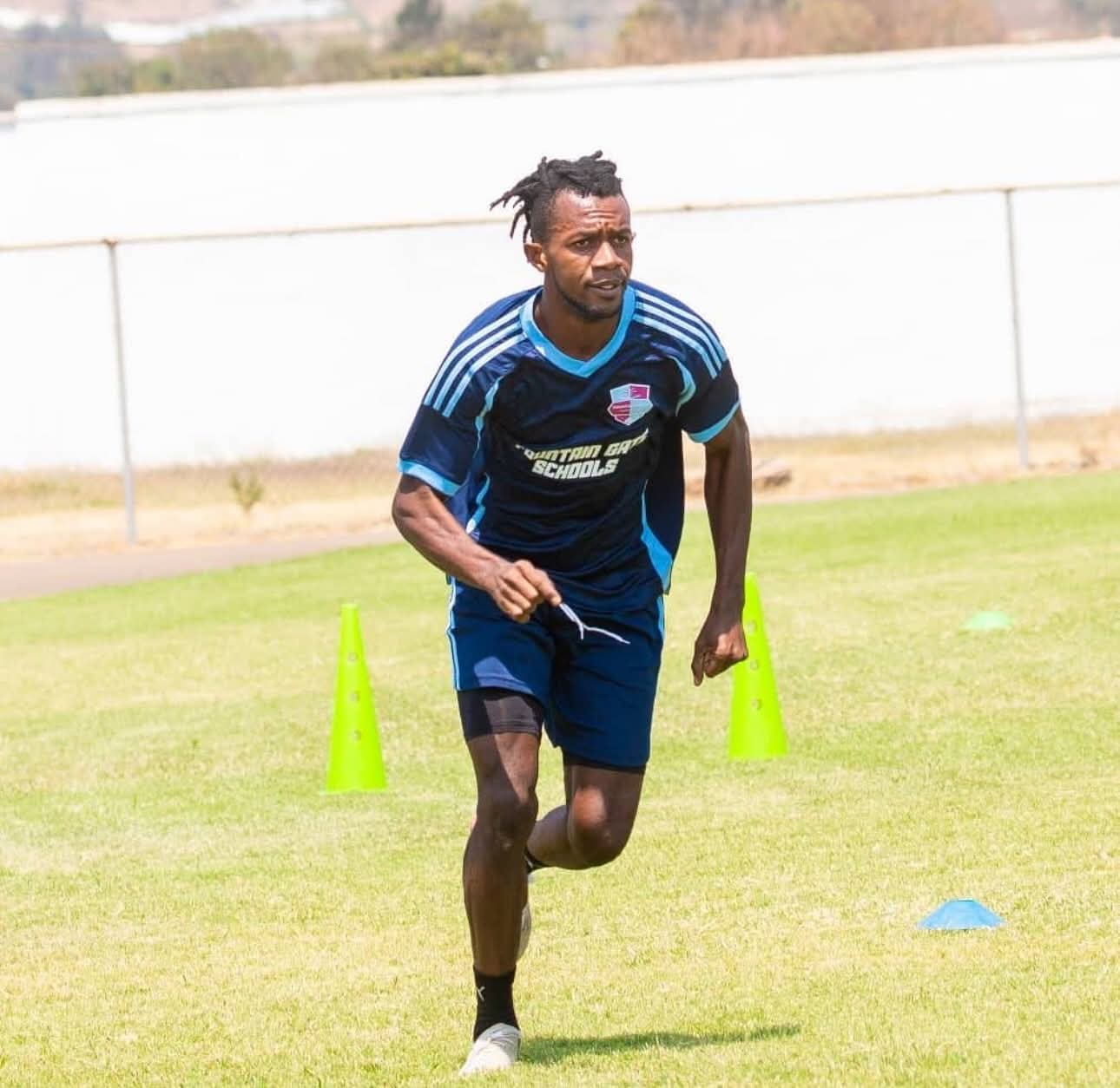 Rayon Sports yasinyishije Elie ‘Eldhino’ Mokono